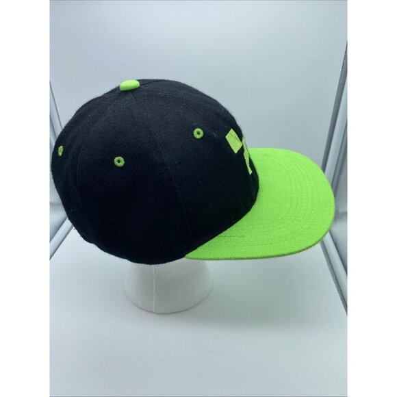 Minecraft Black Green Adjustable Baseball Cap Hat Snap-back Golden Lion OSFM - Picture 3 of 7